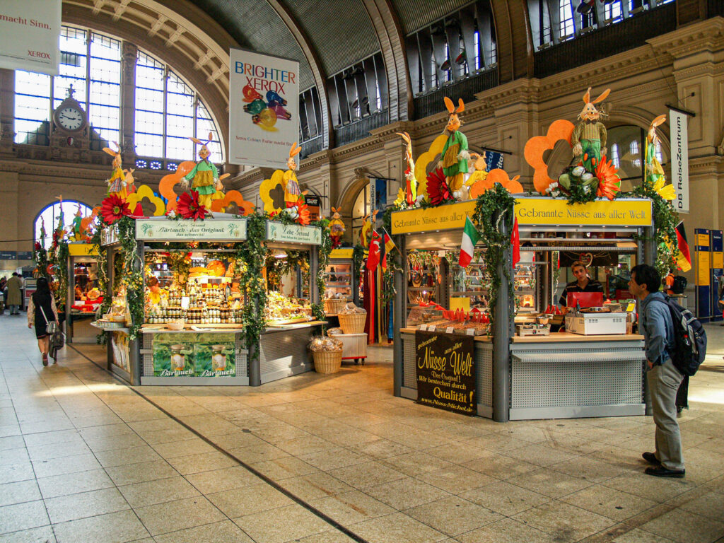 Shopping stands inside the Frankfurt Main Train Station